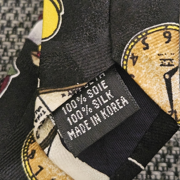 Mens Silk Novelty Neckties Atlas Design Goteborg Sweden Mickey Mouse Black - Picture 5 of 6